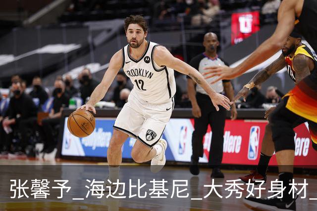 张馨予 海边比基尼 大秀好身材 肉欲满满 觉得美的留下评论